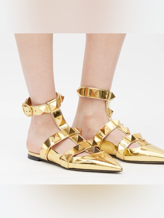 Valentino Shoes - Valentino Roman Rockstud Flats 🌟 Size 41/US10
